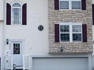 505 Ten Point Ln, Cranberry Township, PA