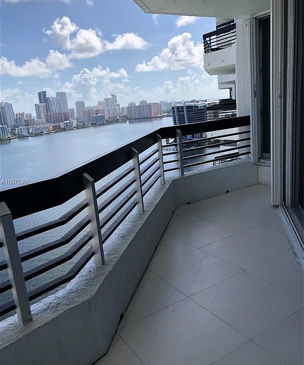 1st image of 3530 Mystic Pointe Dr APT 2512