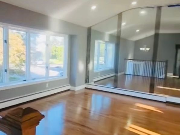 6 Pebble Pl FLOOR 2