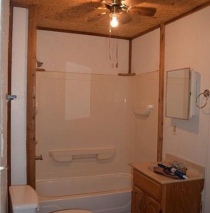 5th image of 406 N Wall St