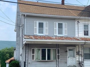 622 E Main St, Hegins, PA 17938