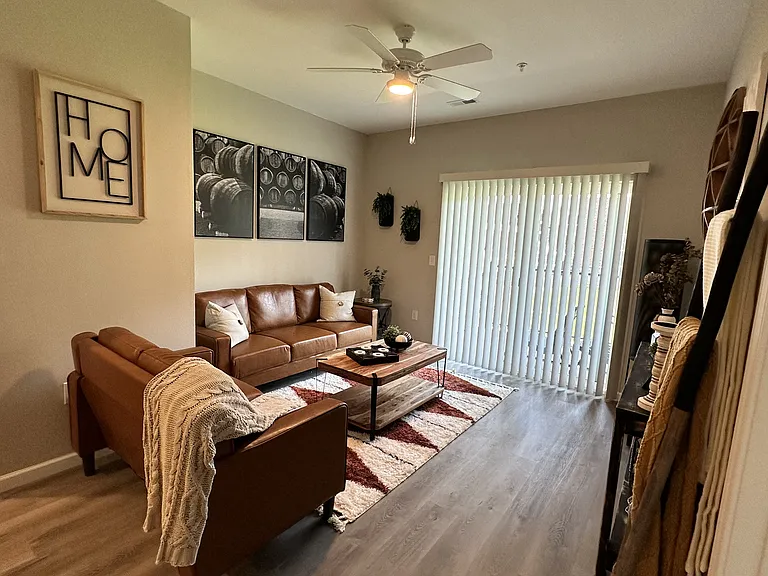 Reserve At Mid Rivers — Photo 34