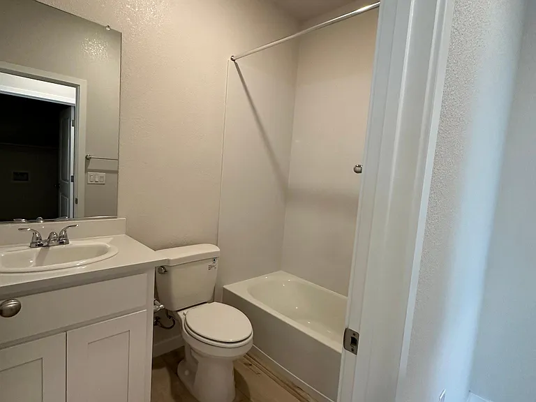 8136 Pasadena Dr — Photo 8