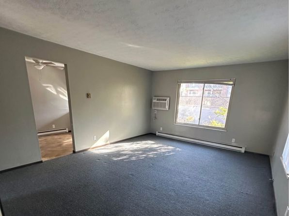 1660 Beechwood Ave NE #1660