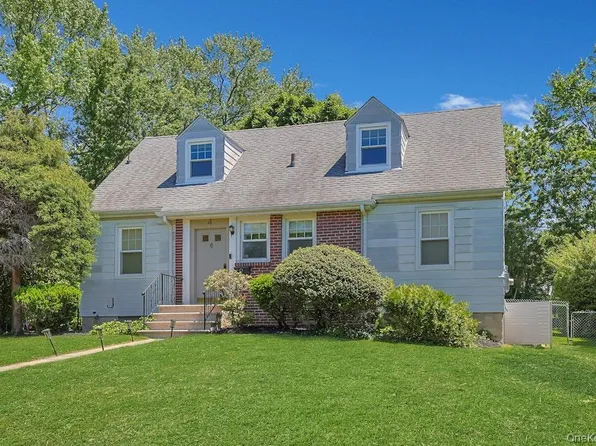 4 Calton Road, New Rochelle, NY 10804