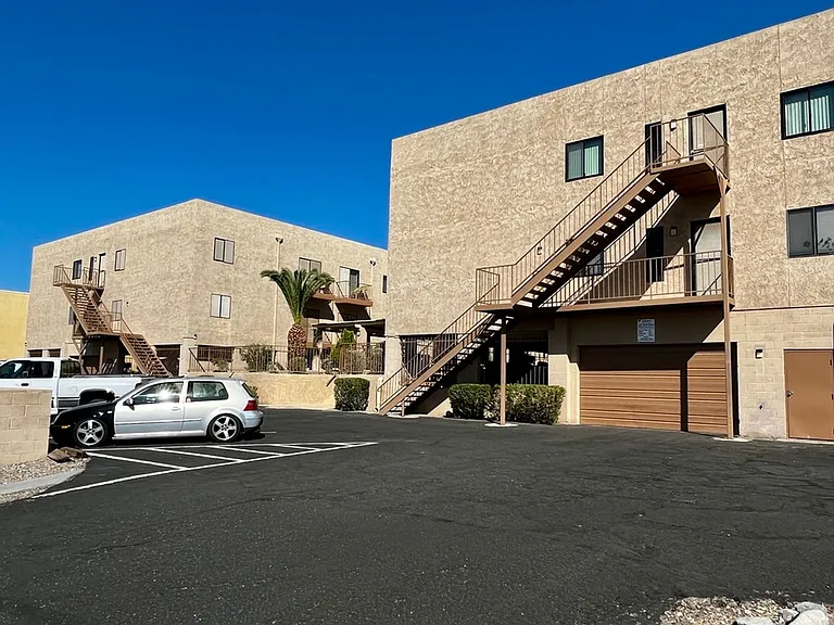 2094 Mesquite Ave #203 — Photo 21