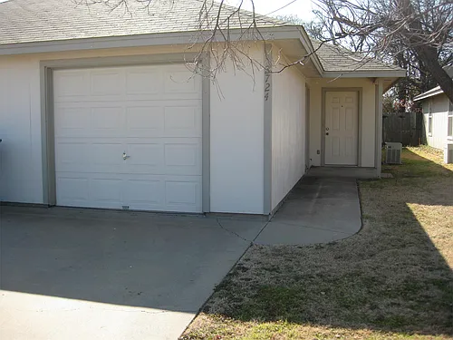 2724 James Rd Photo 1 2724 James Rd Photo 1