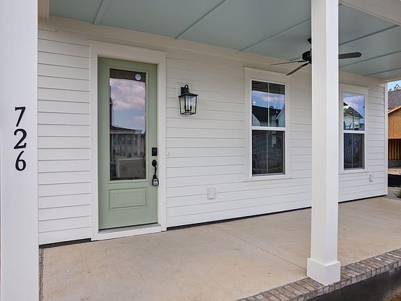 2nd image of 726 Rumbling Leaf Ln