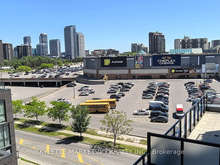 128 Fairview Mall Dr #609 — Photo 18