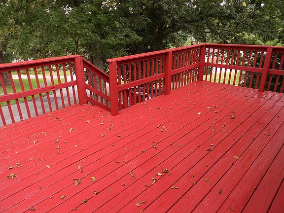 5th image of 135 Hickory Dr