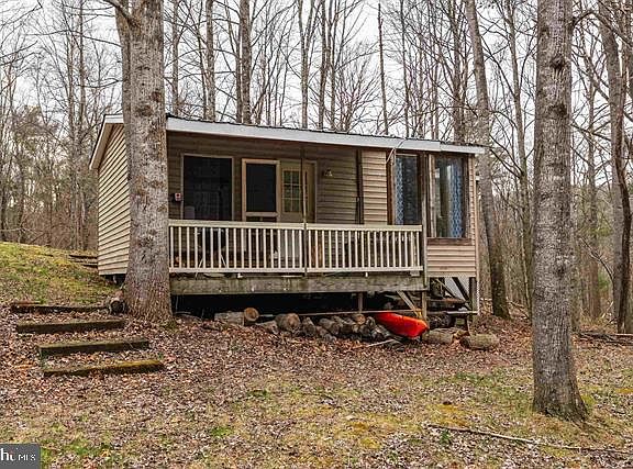 5th image of Hopkins Gap Rd