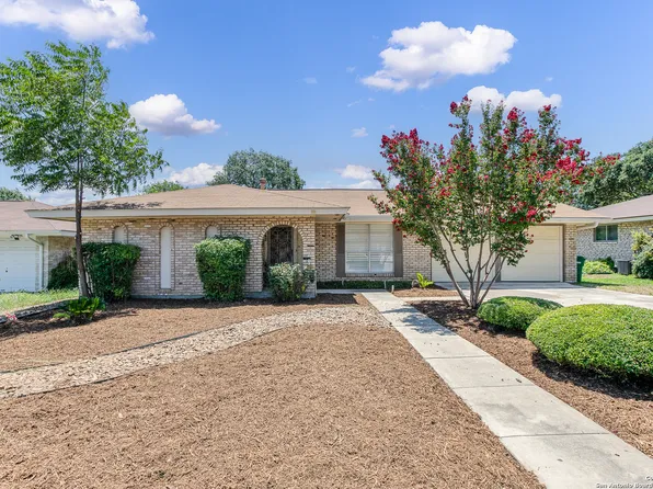 3714 PINEBLUFF DR, San Antonio, TX 78230