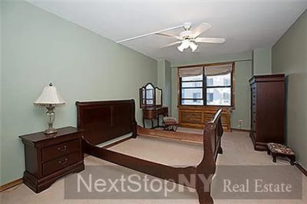 Sold by NextStopNY | media 20