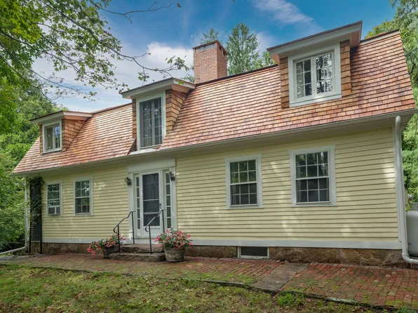255 Wyassup Road, North Stonington, CT 06359