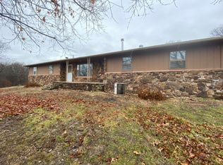 14551 S Cayuga Rd, Wyandotte, OK 74370