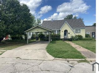 1511 NW Arlington Ave, Lawton, OK 73507