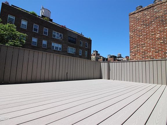 5th image of 122 W 75th St APT B