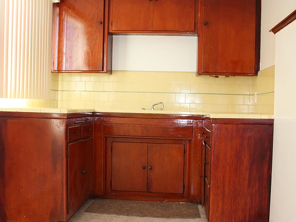 5th image of 5925 Crenshaw Blvd APT 24