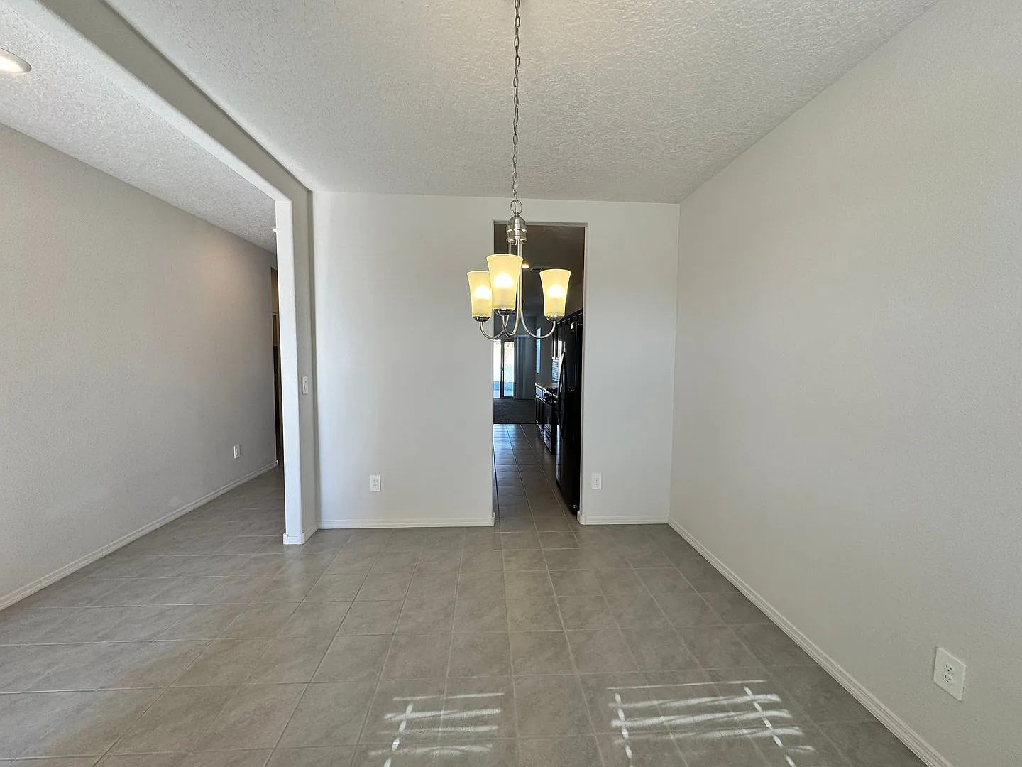 3 Bed 2 Bath Energy Efficient Home! — Photo 3