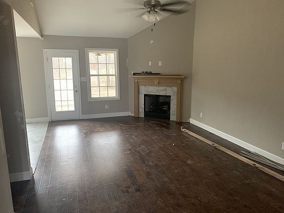2nd image of 223 Timber Spgs