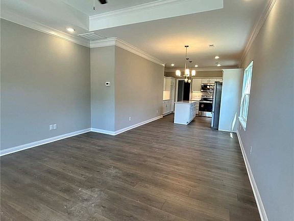 3rd image of 2113 Loop Island Way