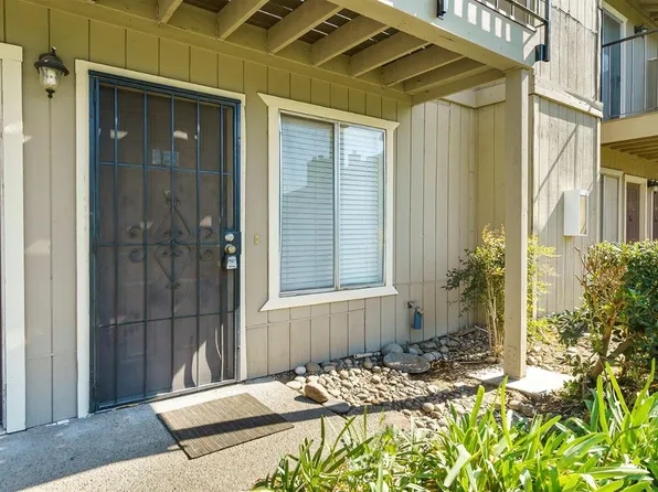 1819 S Cherokee Ln APT 64, Lodi, CA 95240