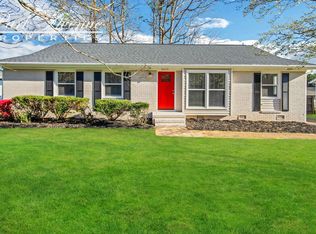 8625 Deerwood Rd, Charlotte, NC 28214