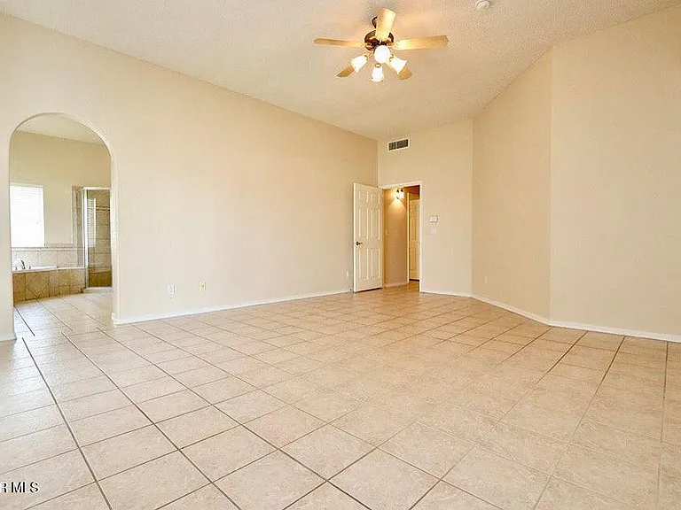 1455 Cherokee Ridge Dr — Photo 6