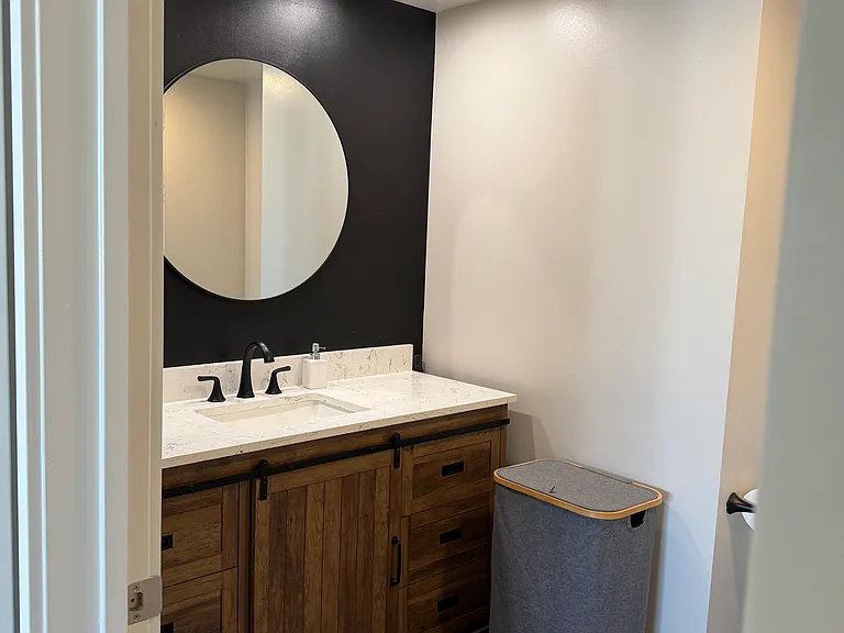 400 Beale St #1412 — Photo 10