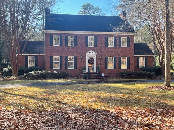 314 Lodge Dr, Greenwood, SC 29646