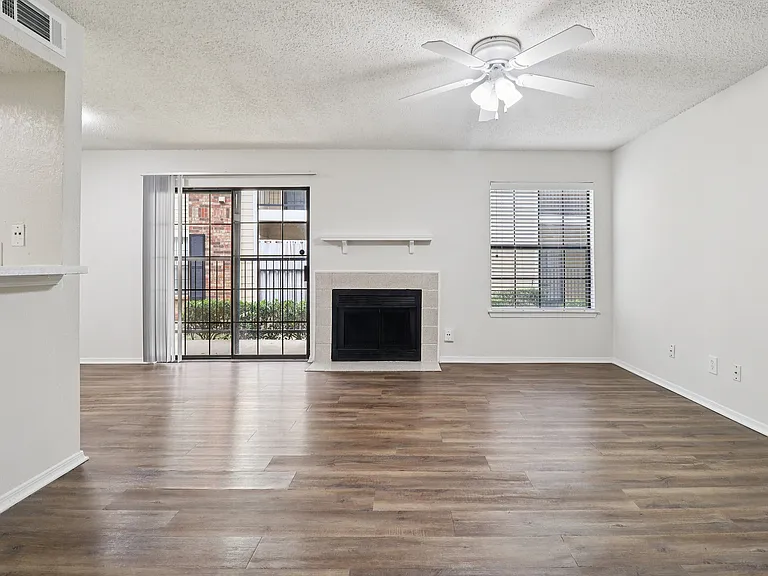 Centre Oaks Apartments — Photo 61