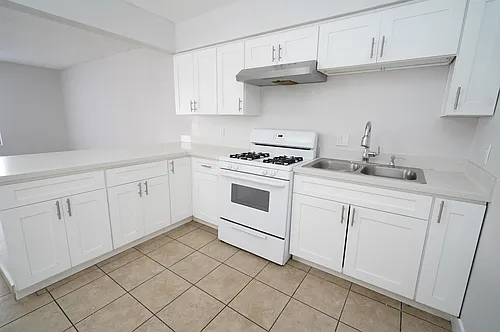 461 River Rd #503-C Photo 1