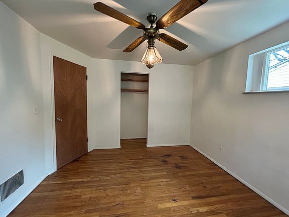 4th image of 3436 Hillside Ave