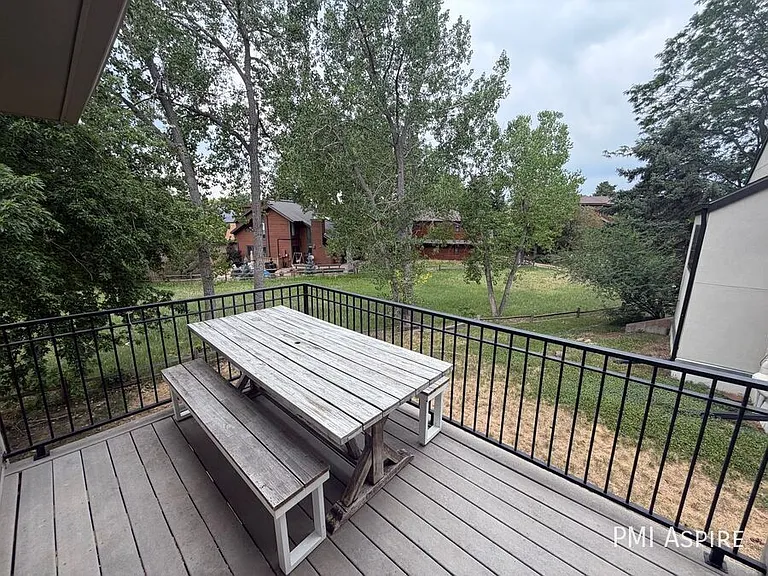 1940 Tincup Ct — Photo 11