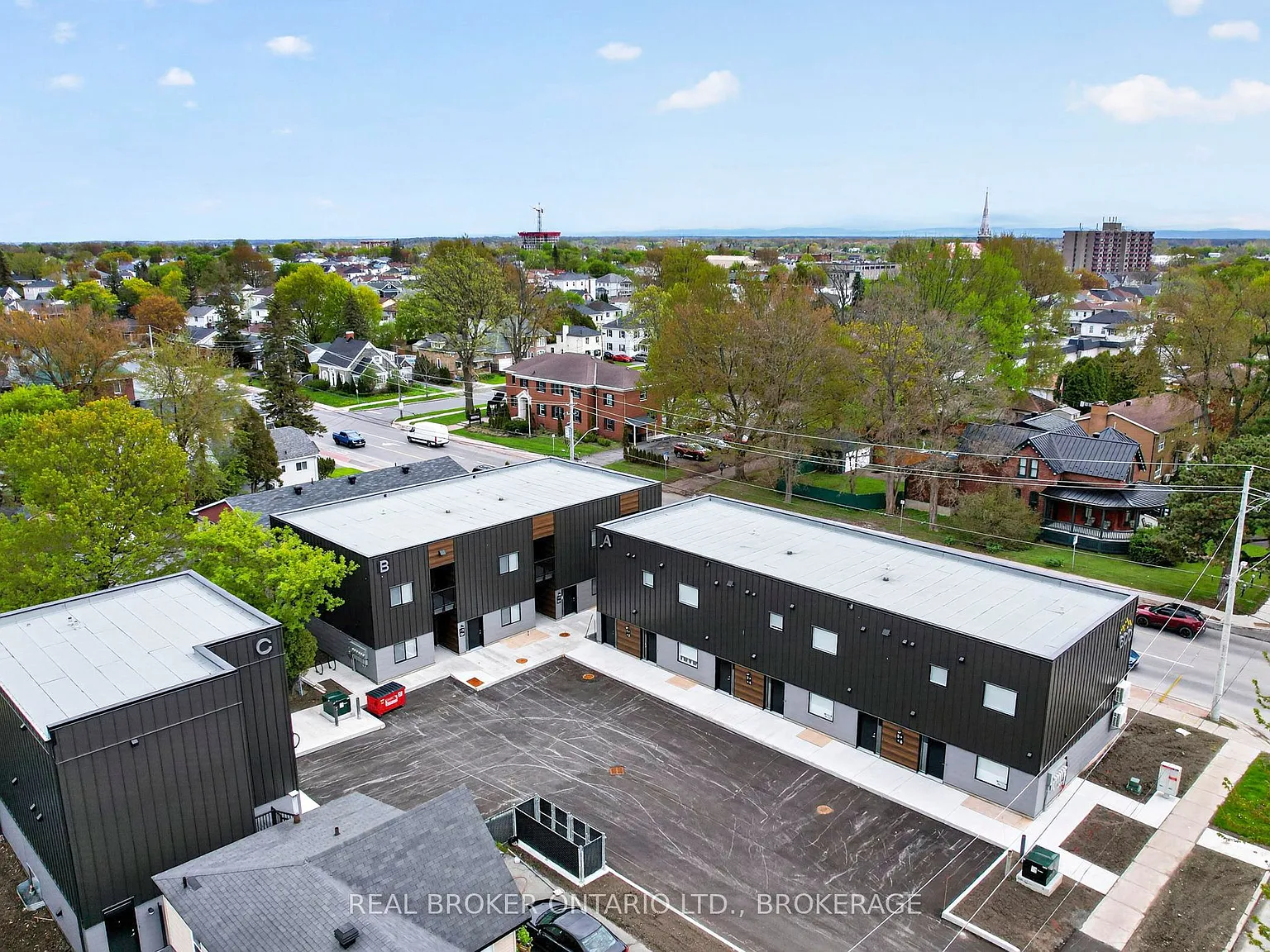 2 bed, $2,580 — Photo 2