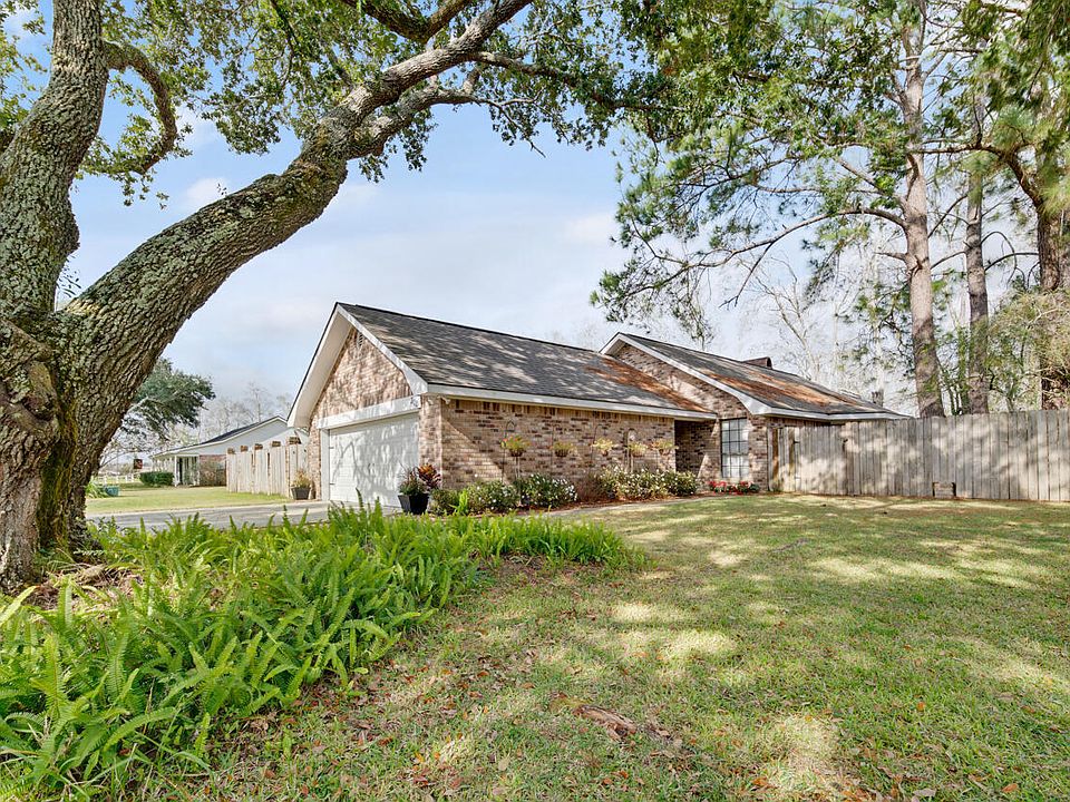 302 Hesper Dr, Carencro, LA 70520 | Zillow