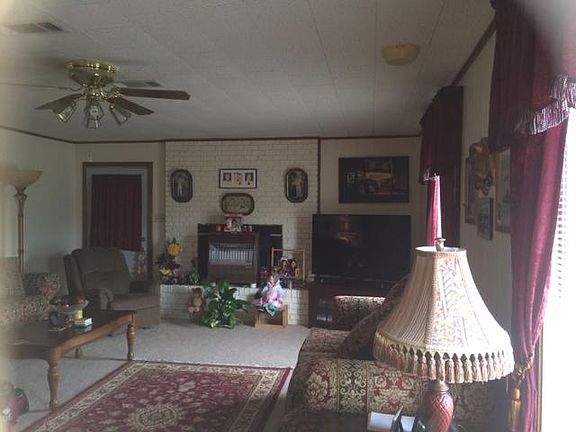 3rd image of 161 Davis Lake Dr