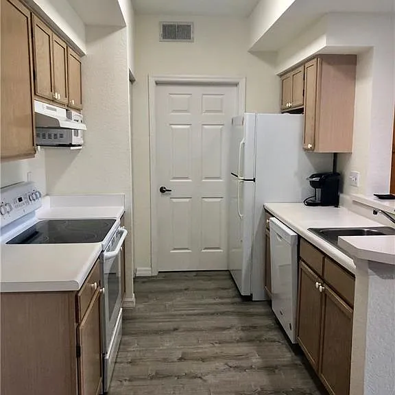 4620 Saint Croix Ln #925 — Photo 7