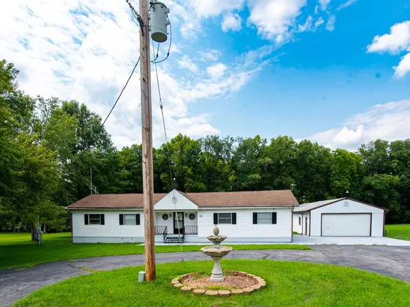 1067 Highway At, Villa Ridge, MO 63089