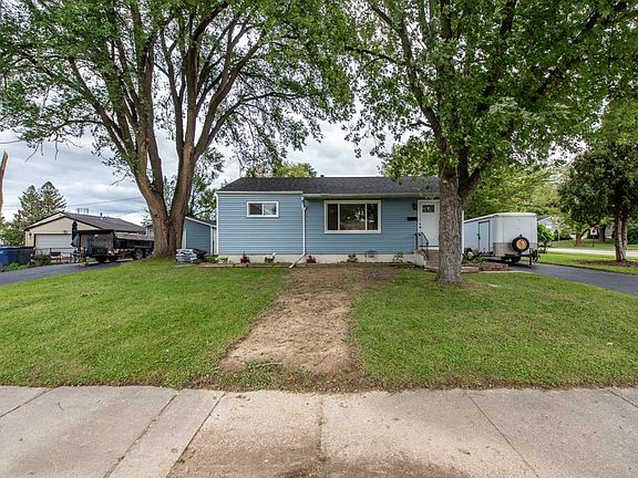 2nd image of 2127 Indian Rd