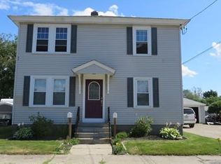 11 Gertrude St #2, Uxbridge, MA 01569