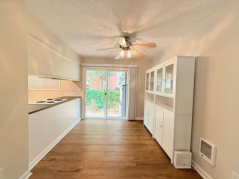 11253 SW Springwood Dr — Photo 8
