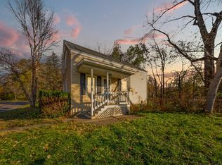 227 3rd Ave NE, Faribault, MN 55021