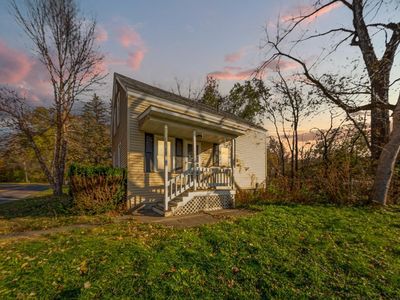 227 3rd Ave NE, Faribault, MN, 55021