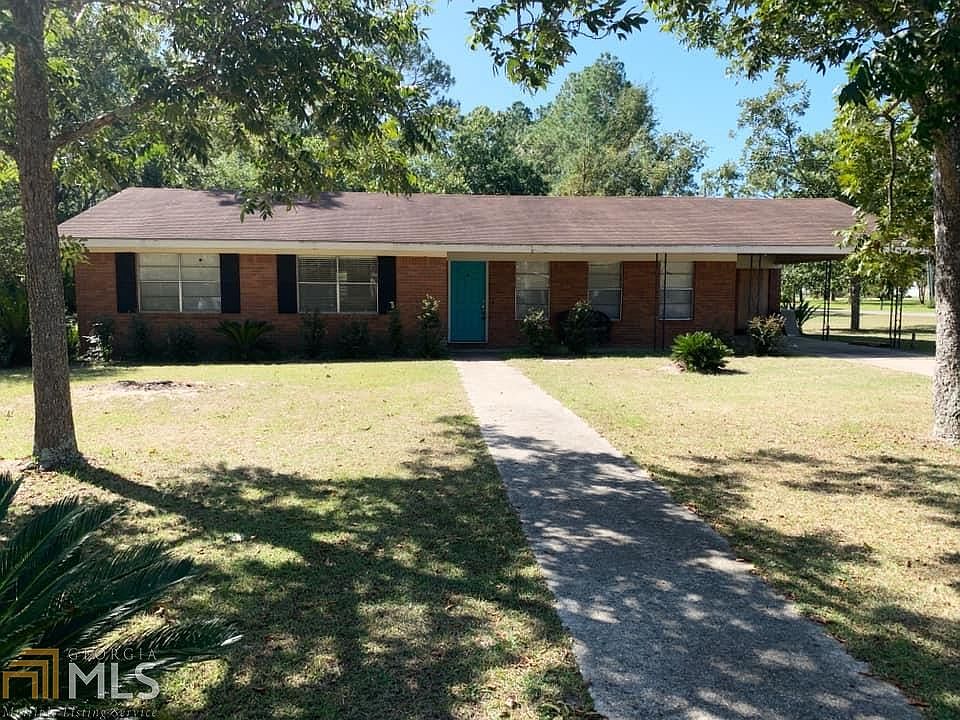 1st image of 455 Woodlawn Dr