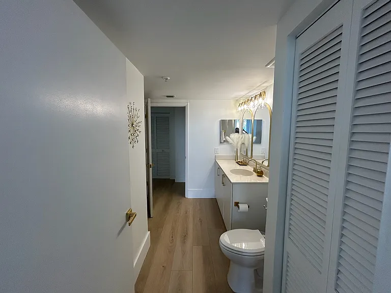 3020 NE 32nd Ave #721 — Photo 14