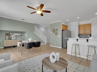 295 Washington Dr, Brentwood, CA