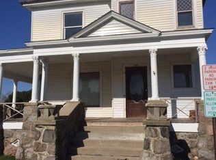 304 N Eastman St APT 2, Harvard, IL 60033