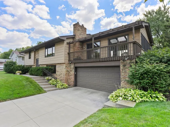 2683 17th Ter NW, New Brighton, MN 55112