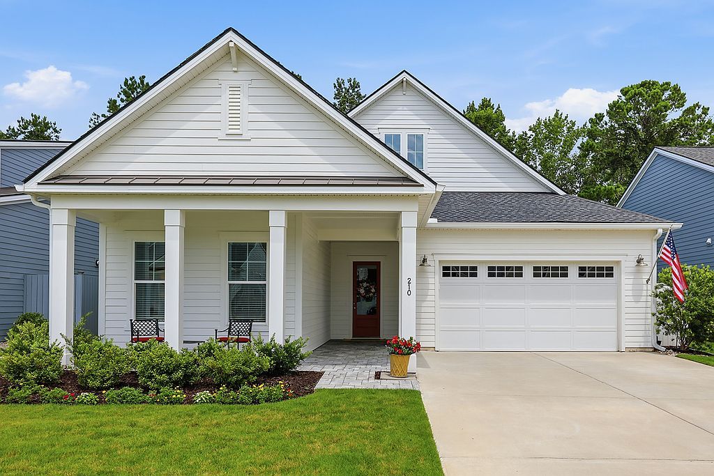 210 Foxbriar Ct - Property Image